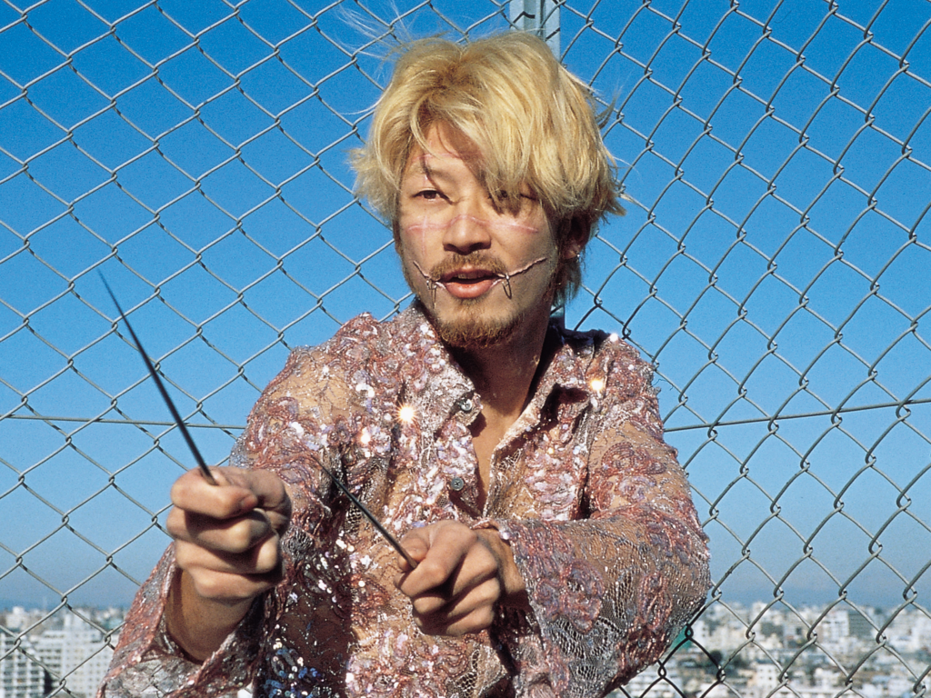 Tadanobu Asanos som charmtrollet Kakihara